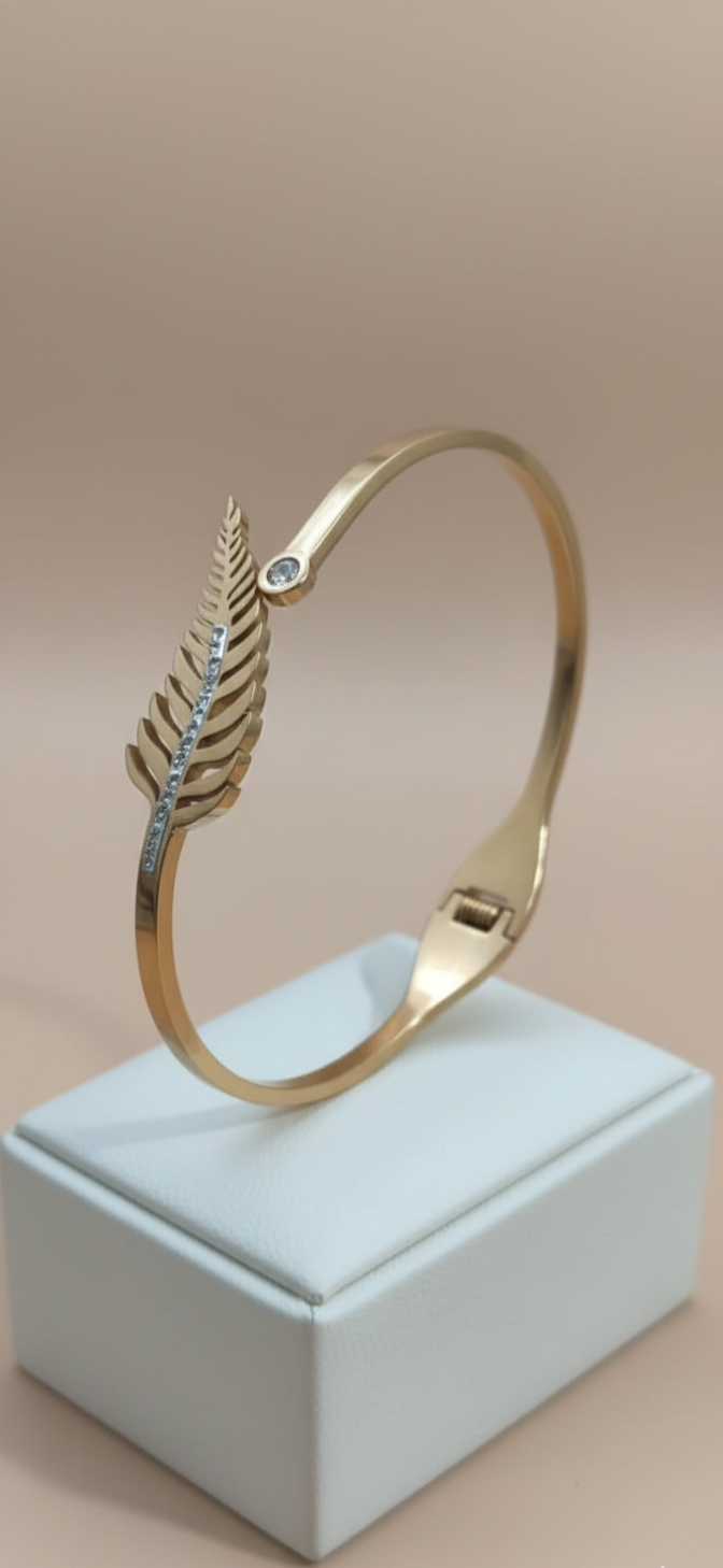 leaf motif openable bangle